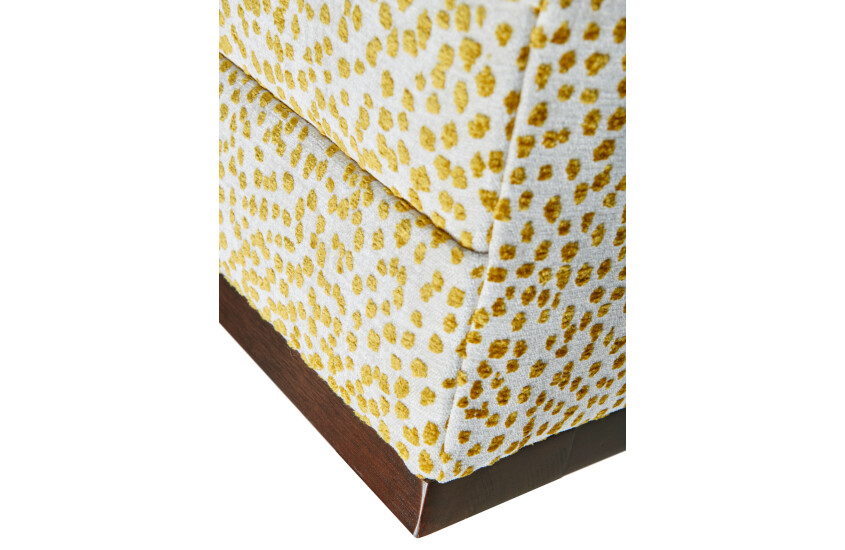 ADDISON SWIVEL CHAIR Room 2