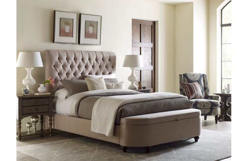 STORAGE BENCH FOOTBOARD W/RAILS 5/0 Room