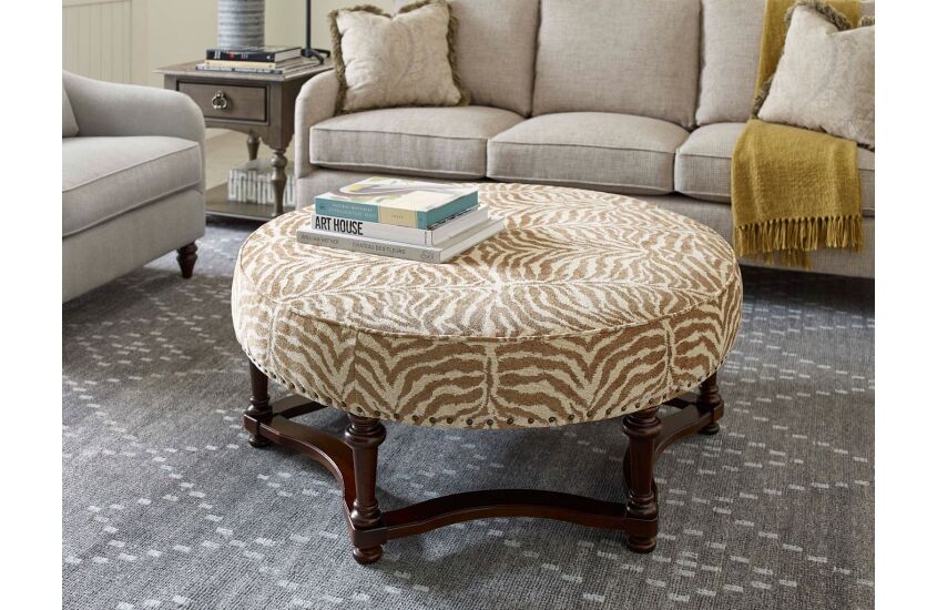 HAMPSTEAD COCKTAIL OTTOMAN Room 2