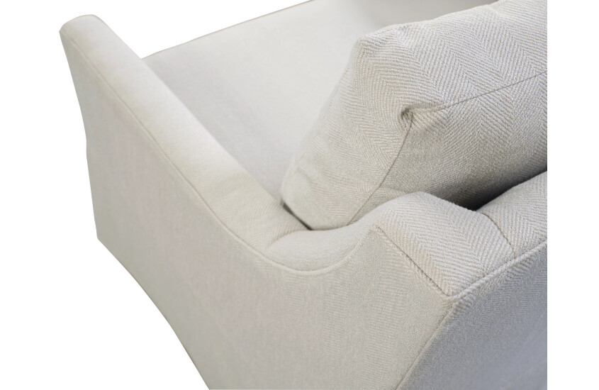 ELIZABETH DRESSMAKER CHAIR Room 3